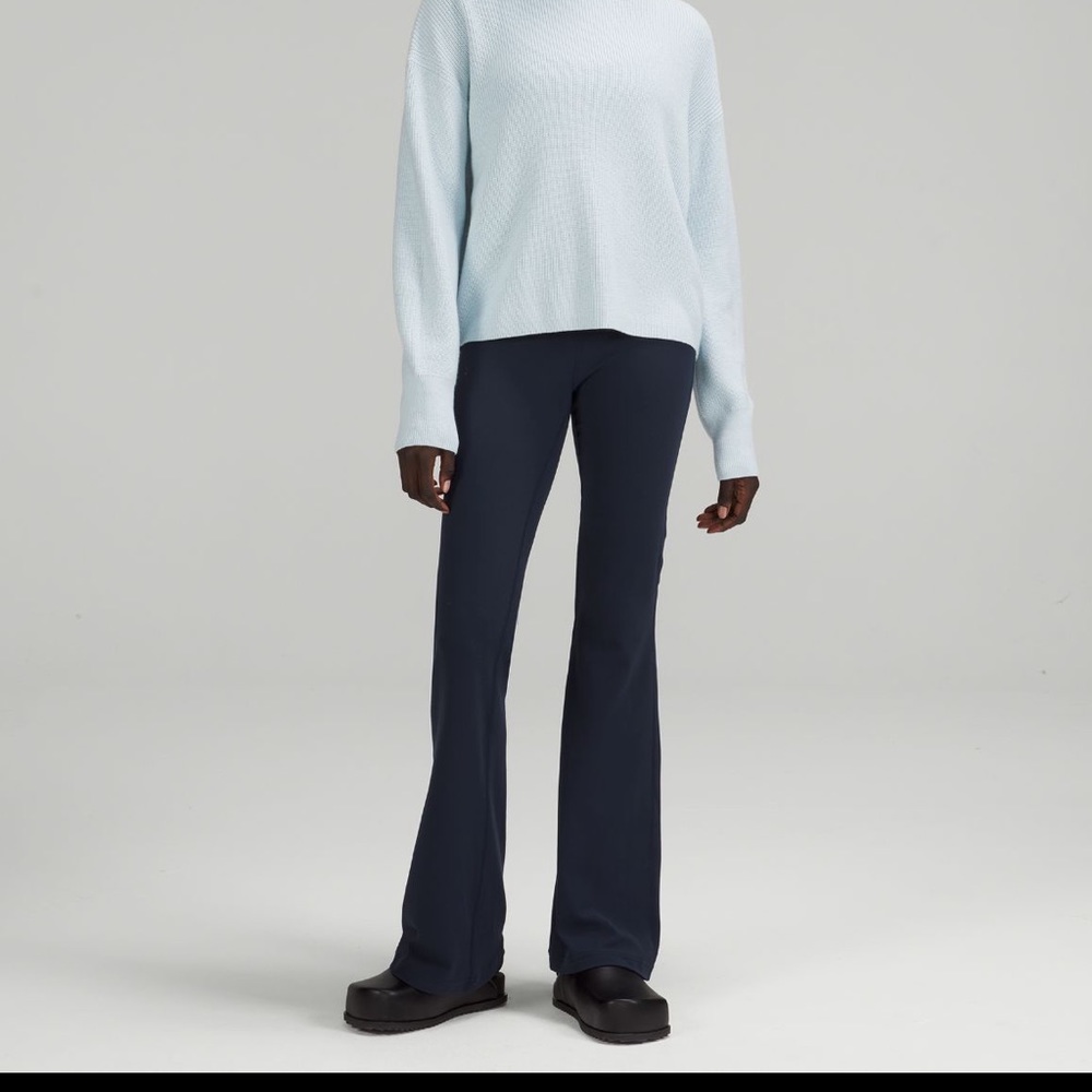 Lululemon Groove Super-High-Rise Flared Pant Nulu